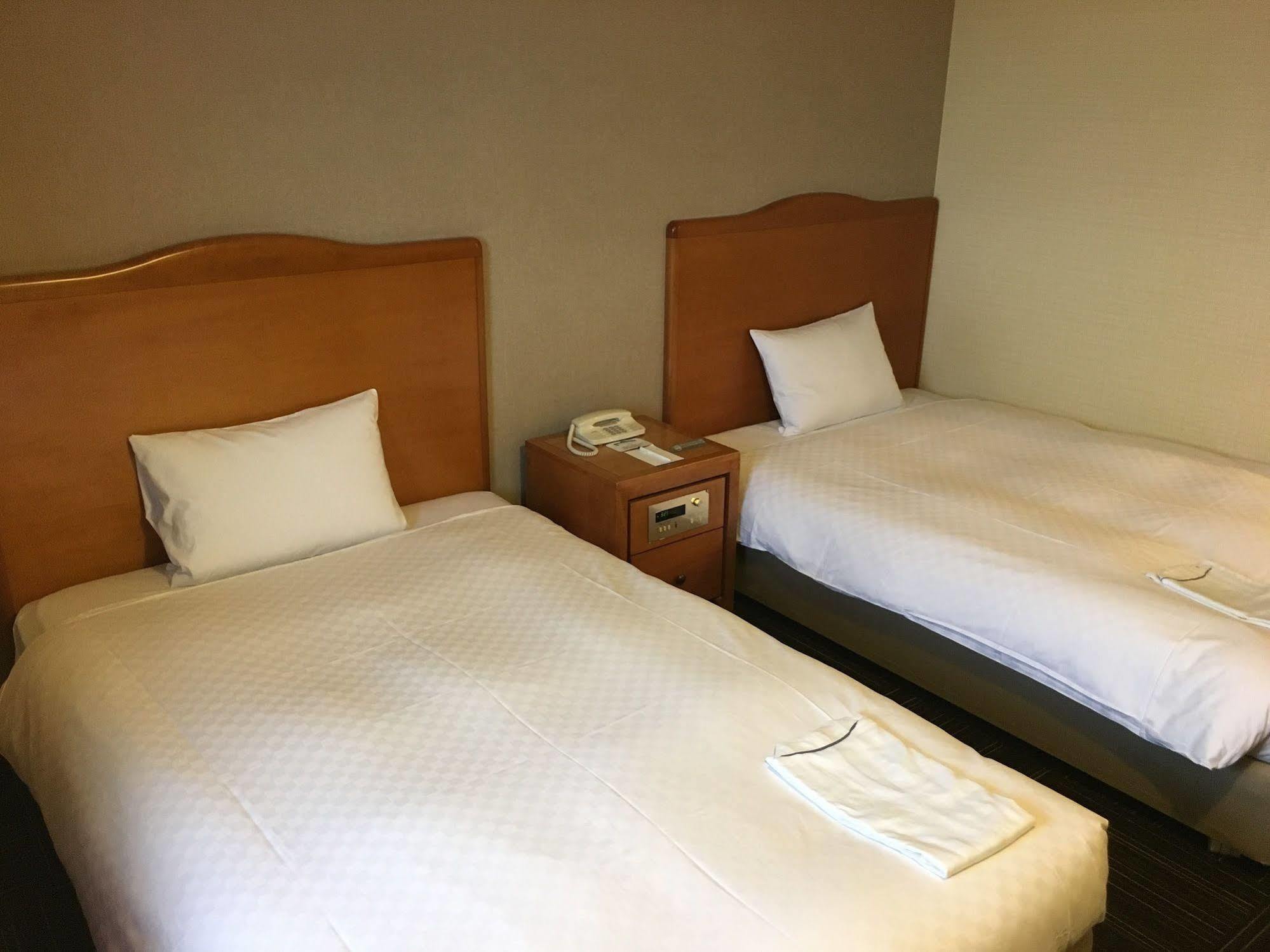 Kanku Izumiotsu Washington Hotel Экстерьер фото